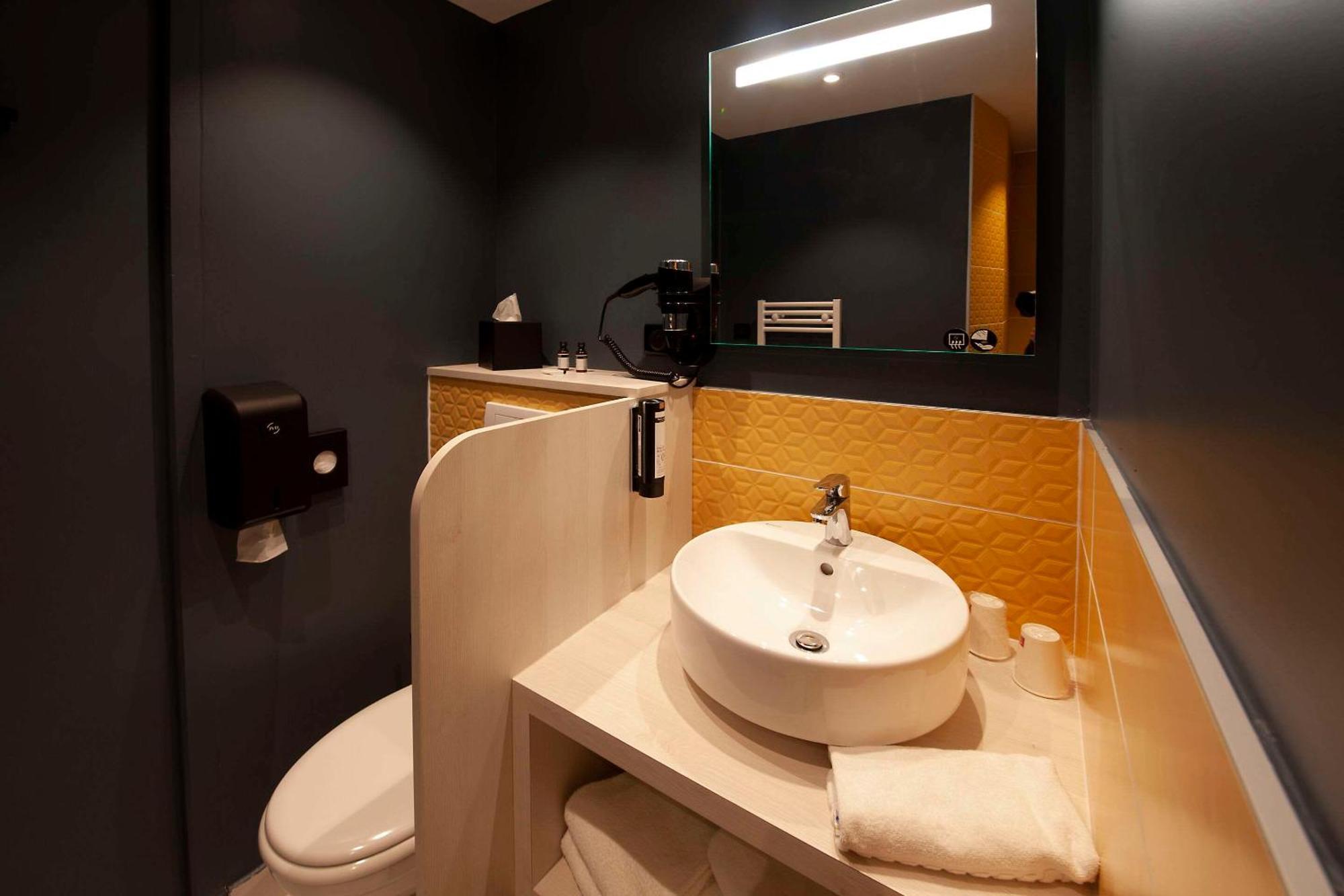 The Originals Boutique, Hotel Le Marmotel, Clermont-Ferrand 3* Clermont-Ferrand